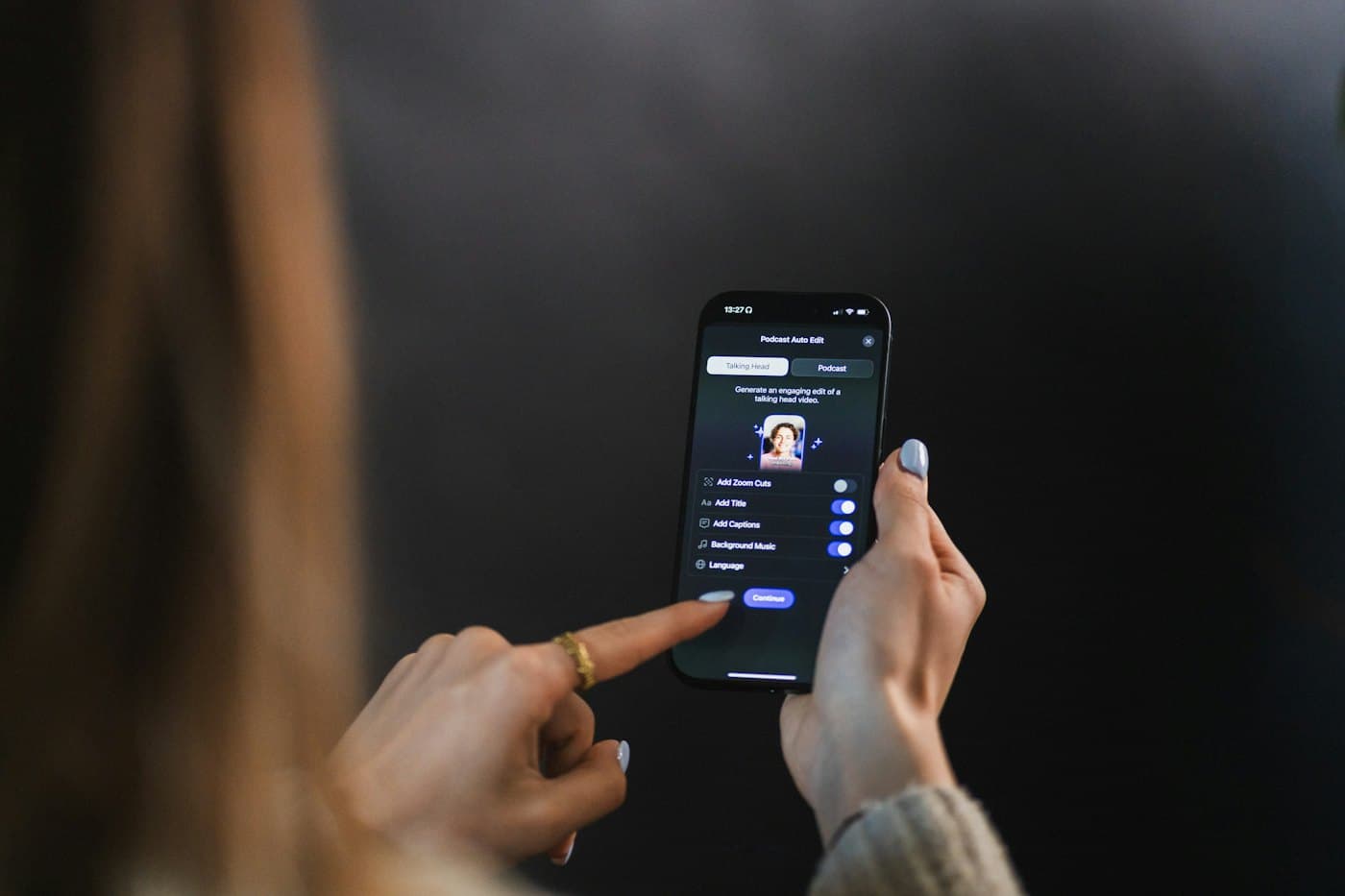 Receiver signing on the driver’s phone screen